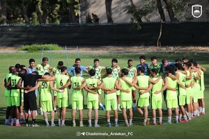 Versus / El futbolista paraguayo que seguirá su carrera en Irán