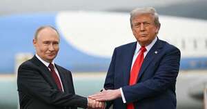La Nación / Putin y Trump abren cumbre en Alaska con un apretón de manos