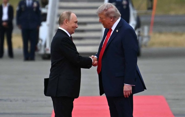 El mundo está pendiente de lo que resuelvan, Donald Trump y Vladímir Putin - La Tribuna