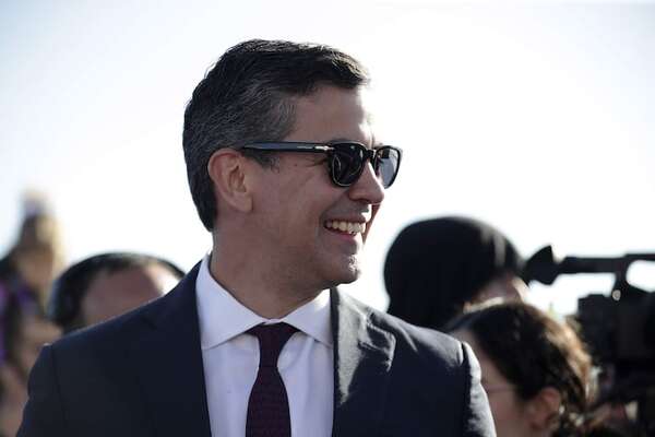 Reculadas y un  tendal de promesas incumplidas dejan dos años de Peña - Política - ABC Color