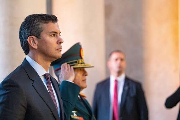 Caja Fiscal: en dos años de gobierno la reforma sigue cajoneada - Economía - ABC Color