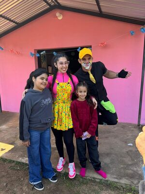 Popular / Rosy Alderete organizó gran festejo para los peques de su ciudad natal