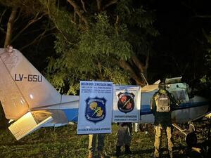 Incautan aeronave y presunta hoja de coca en Caazapá