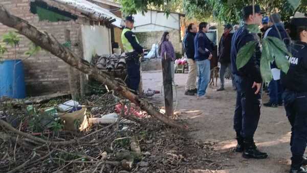 Abuelo es desalojado de casa en la que vivió durante toda su vida