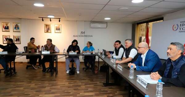 Diario HOY | No habrá clases el lunes y el martes: docentes harán paro