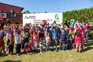 Itaipú y Tesãi festejan a lo grande el Día del Niño en el Hospital Los Ángeles y el Centro TEA de Franco | DIARIO PRIMERA PLANA