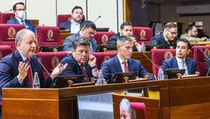 Ministros explicaron proyectos de ley de incentivo a las inversiones