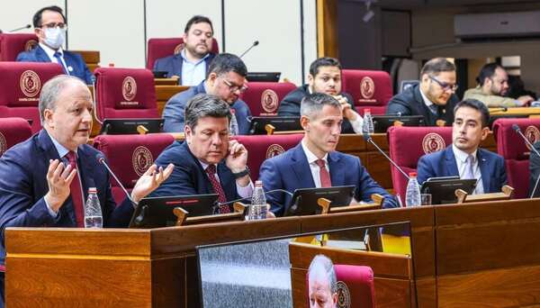 Ministros explicaron proyectos de ley de incentivo a las inversiones