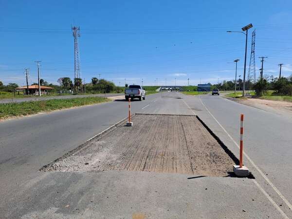 La duplicada ruta Remanso–Falcón aún no se inaugura, pero ya presenta fallas  - Economía - ABC Color