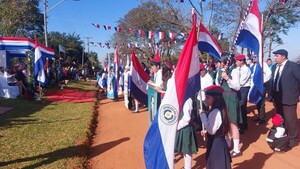 Yaguareté Forest celebra 21 años con desfile estudiantil y espíritu comunitario