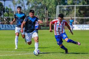 Partidazo entre Carapeguá y Guaireña - Fútbol de Intermedia - ABC Color