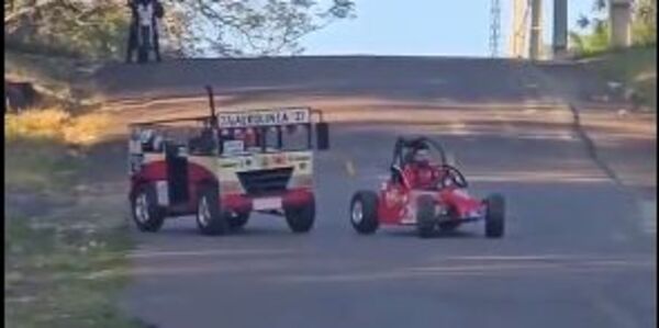 Popular / ¡"Autos Locos" juntan a multitud en San Bernardino!