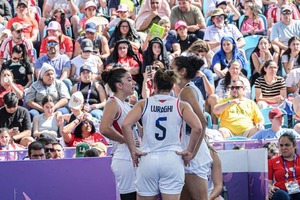 Las basquetbolistas de 3x3 ganan la medalla número 15 para el team guaraní - La Tribuna