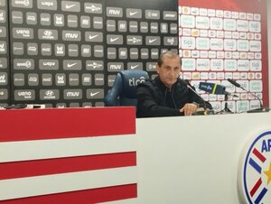 Popular / Ramón Díaz: "Nunca hemos trabajado tanto para corregir un equipo"