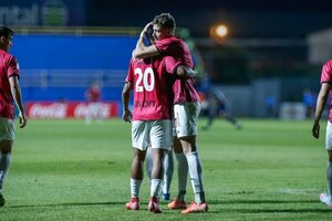 Versus / Nacional se reencuentra con la victoria y corta la racha de Trinidense