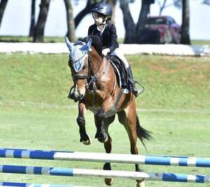 Hipismo: Mónica Vargas festejó - Polideportivo - ABC Color