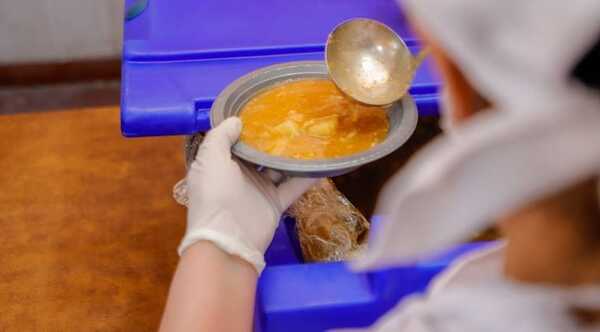 Debido a paro docente, miles de niños no recibirán almuerzo escolar - Noticiero Paraguay