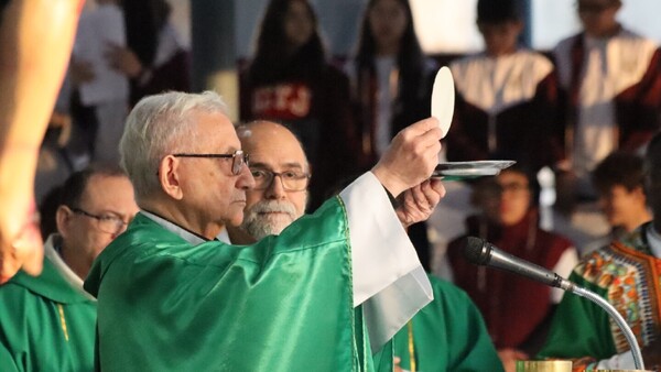 Mons. Claudio Giménez reprochó que no se enseñen valores en la familia