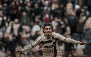 Intratable Ronaldo Martínez en Platense: con doblete suyo, su equipo venció a San Lorenzo