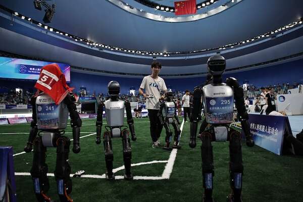 Juegos Mundiales de Robots Humanoides cierran con polémicas y momentos únicos - Tecnología - ABC Color