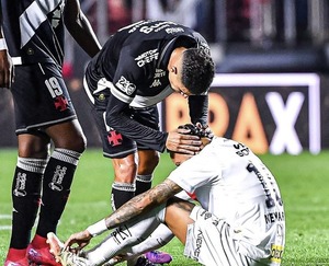 Gustavo Caballero sin deté: despiden al entrenador del Santos tras sufrir goleada 6-0