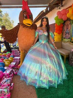 Laurys Dyva llevó alegría a más de 5.000 peques por el Día del Niño - Gente - ABC Color