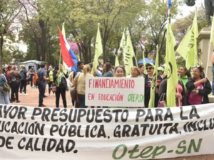 Huelga docentes divide Gobierno y gremio