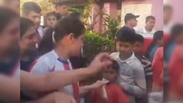 Día del Niño: Chocolatada de festejo alcanzó solo a parientes y se quejaron
