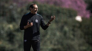 Ramón Díaz rechaza a Santos por su compromiso con Olimpia
