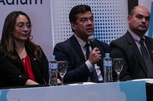 Se realizó el lanzamiento oficial de la Expo Farmacientífica 2025 - trece