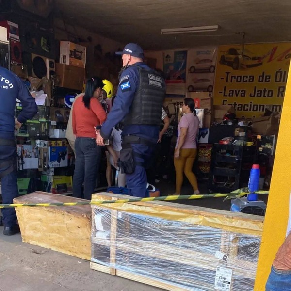 Hombre es asesinado frente a su esposa embarazada en línea fronteriza