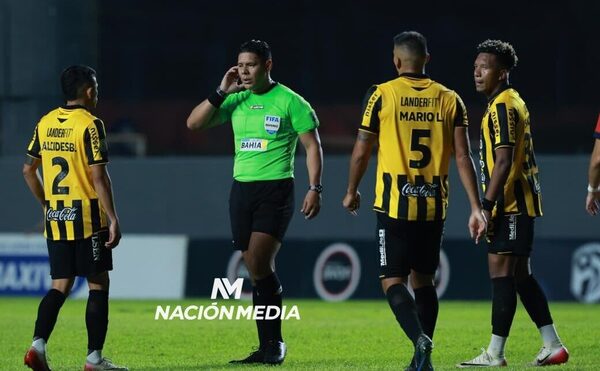 Versus / ¡Polémico! Guaraní ya no quiere en sus partidos a Blas Romero ni José Méndez
