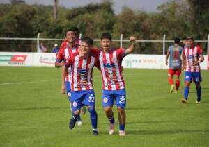 Pastoreo FC festeja y hunde más a Fernando de la Mora  - Fútbol de Intermedia - ABC Color