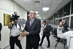 Erico Galeano cambia de abogados y aplaza juicio por segunda vez - Nacionales - ABC Color