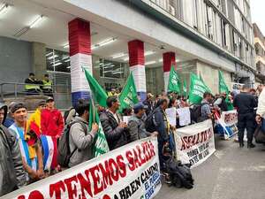Comunidades campesinas del interior reclaman promesas incumplidas al MOPC - Nacionales - ABC Color