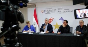 Gobierno invirtió en Educación cifra récord de USD 256 millones para reivindicar salario docente - .::Agencia IP::.