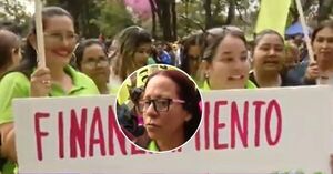 Docentes inician paro nacional de 48 horas desde la Plaza Uruguaya - SNT