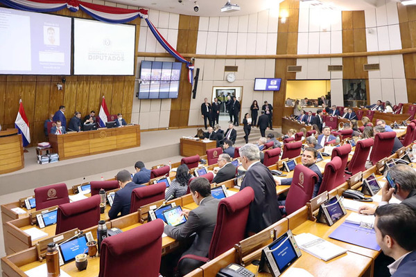 Diputados destituyen a Miguel Prieto como intendente de Ciudad del Este - El Trueno