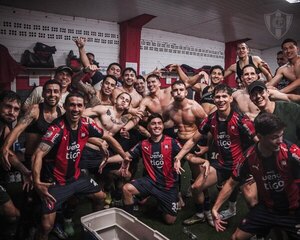 Versus / La lista de viajeros de Cerro para intentar la remontada