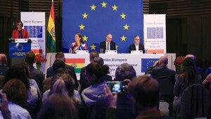 La misión de la UE compromete su acompañamiento a la segunda vuelta electoral en Bolivia
