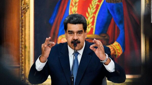 Maduro moviliza a 4,5 millones de milicianos en respuesta a destructores enviados por EEUU ante sus costas