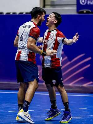 Guerreritos a semifinales del balonmano: Ser derrotados, sí; rendirse, jamás - Polideportivo - ABC Color