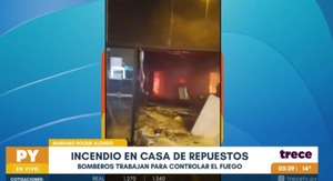 Roque Alonso: incendio consume casa de repuestos para vehículos - trece