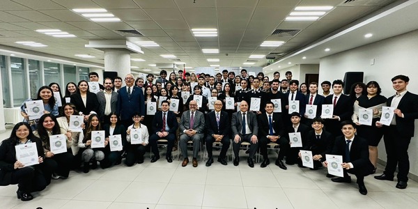 Becas Taiwán 2025: 65 jóvenes paraguayos estudiarán en prestigiosas universidades del país asiático • PARAGUAY TV