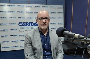 “HC juega dividiendo y con el “caballo de Troya” - Portal Digital Cáritas Universidad Católica