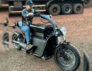 Joven de Naranjal fabrica motocicleta única con motor de Toyota - Concepción al Día