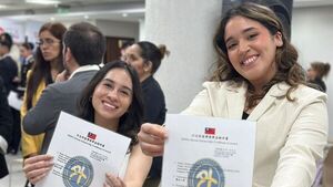 Entregan 65 becas a jóvenes paraguayos que viajarán a Taiwán para realizar sus estudios