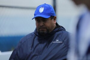 Versus / Para "Botellón" García no hay cama, pero hubo ultimátum a los jugadores