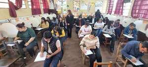 Más de 1.000 docentes de Misiones se presentaron para formar parte del banco de datos de elegibles del MEC - Nacionales - ABC Color