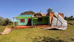 Efectos del temporal en Amambay: más de 100 casas destechadas y 3.300 alumnos sin clases presenciales - Nacionales - ABC Color